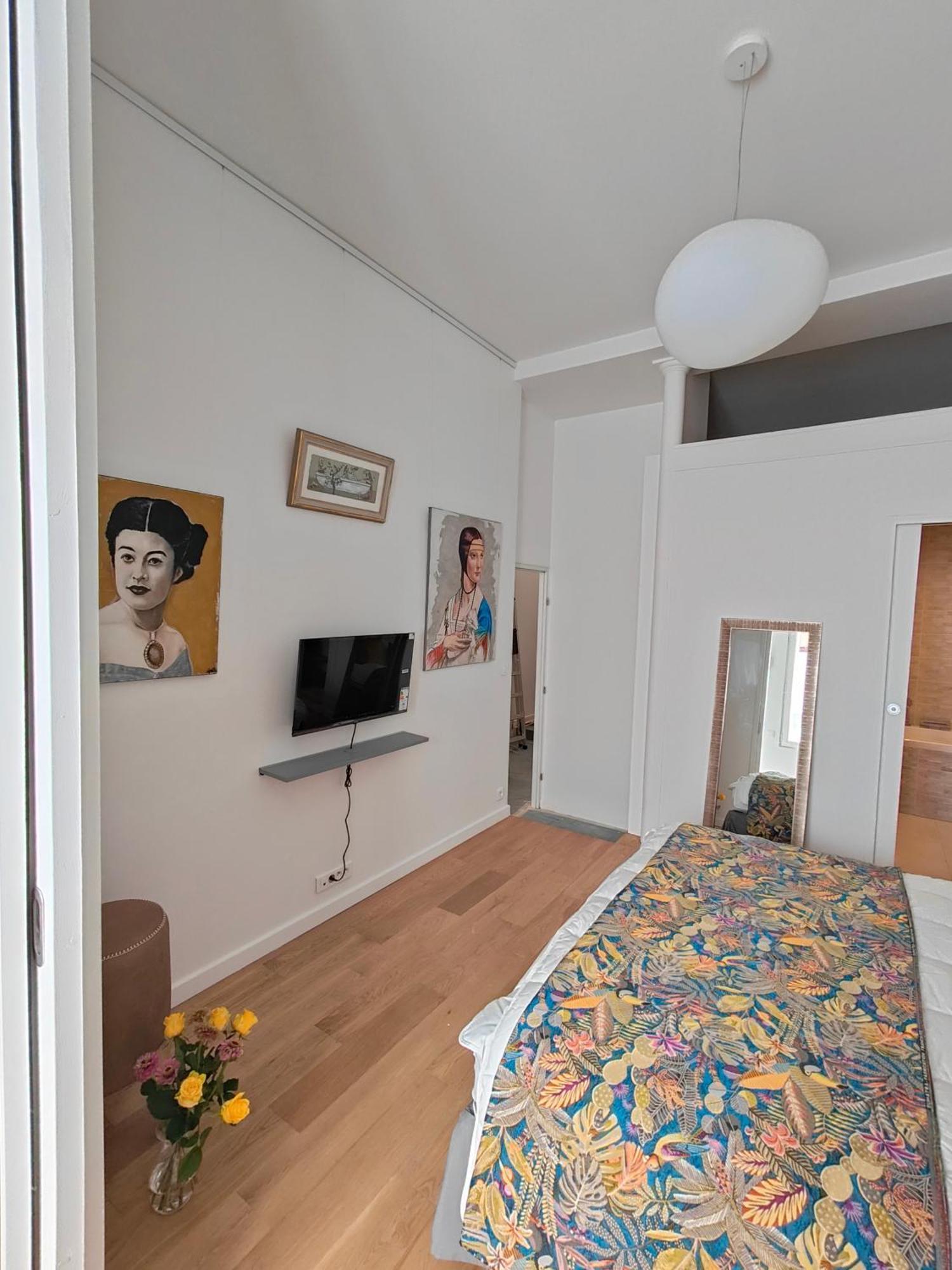 Loft, Atelier Artiste Montmartre Apartment Paris Bagian luar foto